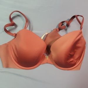Victoria's Secret lightly lined Demi bra